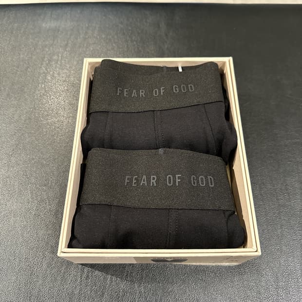 피어 오브 갓 남성 블랙 드로즈 세트 70% 