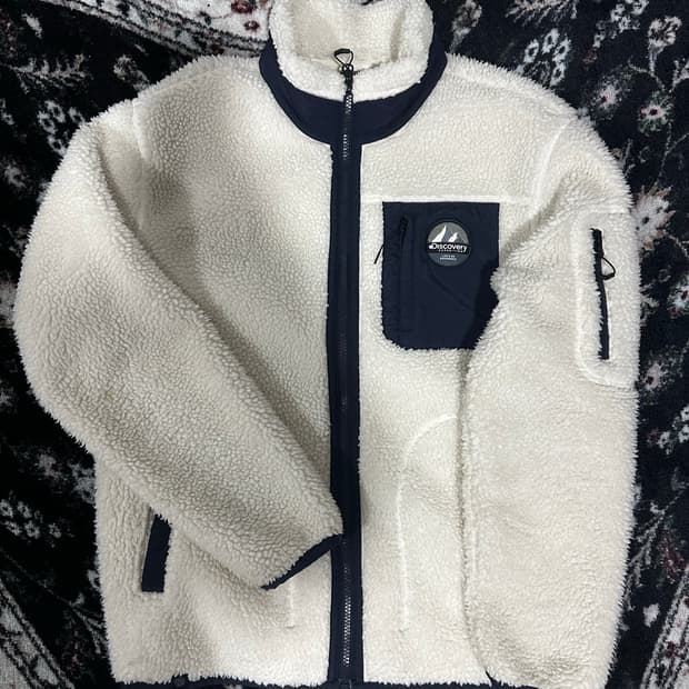 디스커버리 익스페디션 뽀글이 후리스 자켓 아이보리 