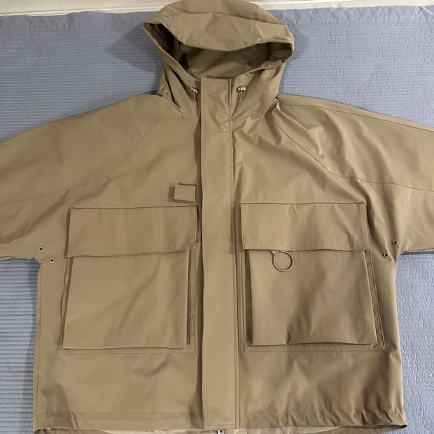 솔리드옴므 23시즌 쉘파카 52사이즈