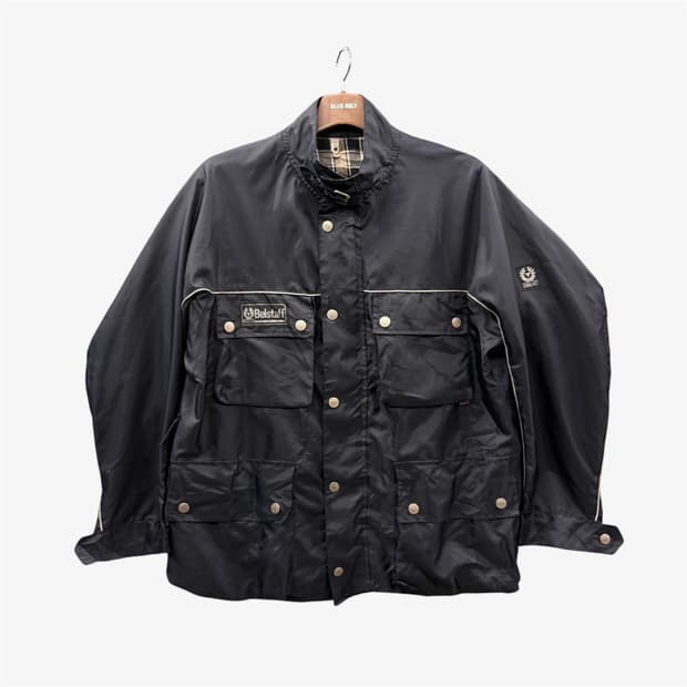 벨스타프 클래식 라이더자켓 멀티포켓 로고패치 펄감 디테일 네이비