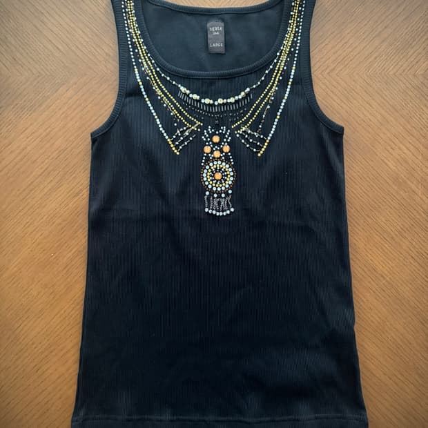Agate label sleeveless