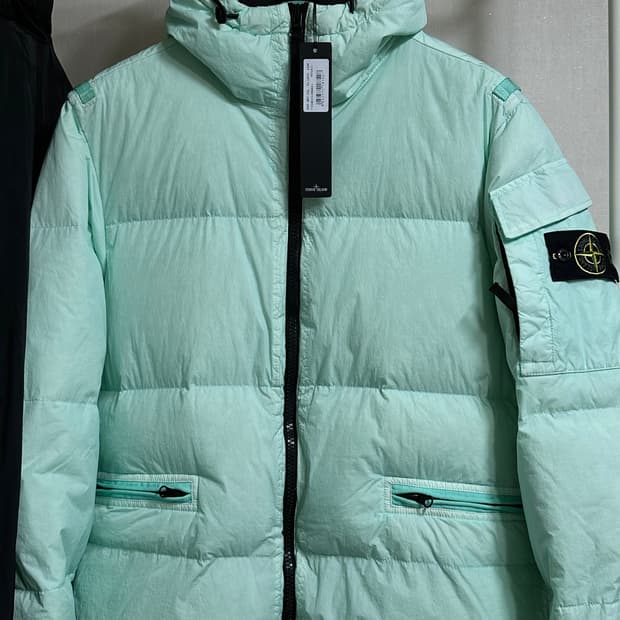 스톤아일랜드 크링클랩스 패딩 22fw L(105)