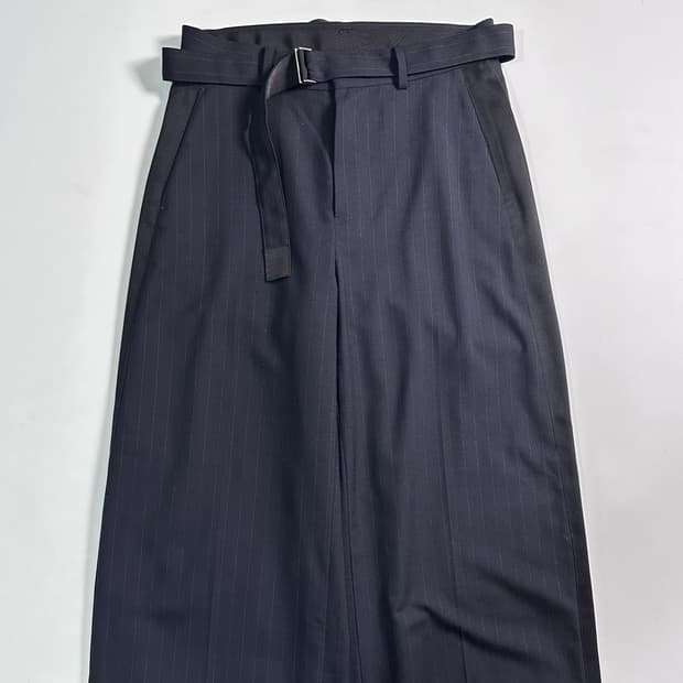 사카이 스트라이프 디테일 와이드 팬츠