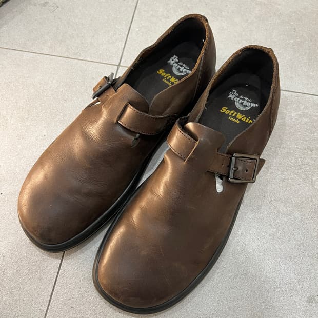 닥터마틴 패트리샤 브라운 uk8 270