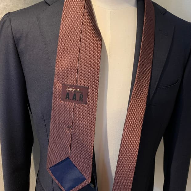 요지야마모토 A.A.R 명품넥타이 100실크 아방가르드 A+등급 9cm