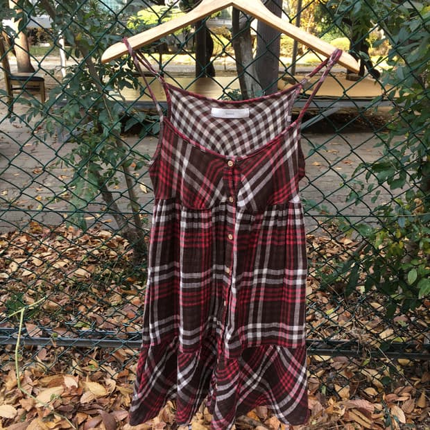 레드 브라운 체크 슬리브리스