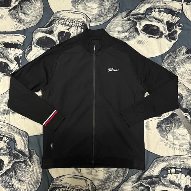 타이틀리스트 니트집업 XL사이즈