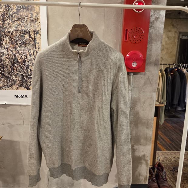 로로피아나 캐시미어 짚업니트