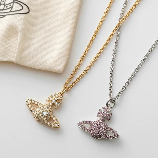 비비안웨스트우드 그레이스 바스릴리프 목걸이