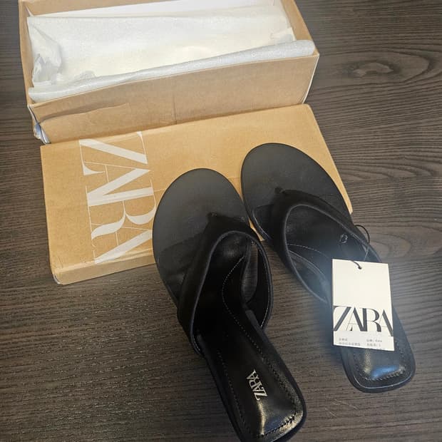 ZARA 블랙 웨지힐 샌들 36 새상품 (제니쪼리)