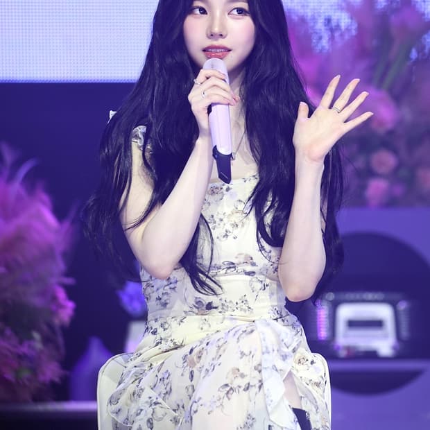 루루서울 머메이드시티드레스 카리나착용