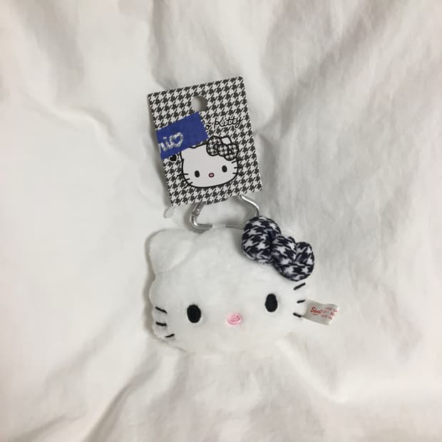 헬로키티 깅엄체크 키링