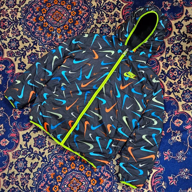 나이키(Nike) 스우시 패터니즈 리버시블 다운 경량 패딩 L size