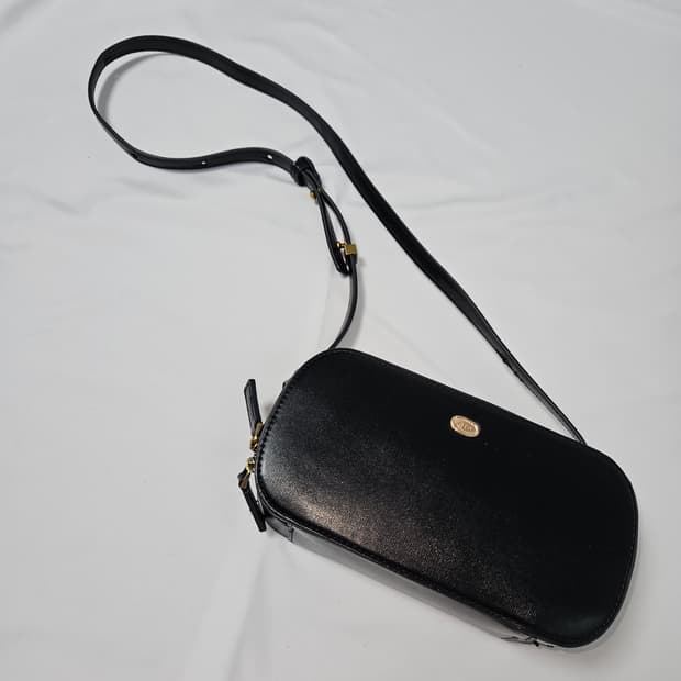 oro 오로 클래식 메스틴백 크로스백 가방 라퍼지포우먼