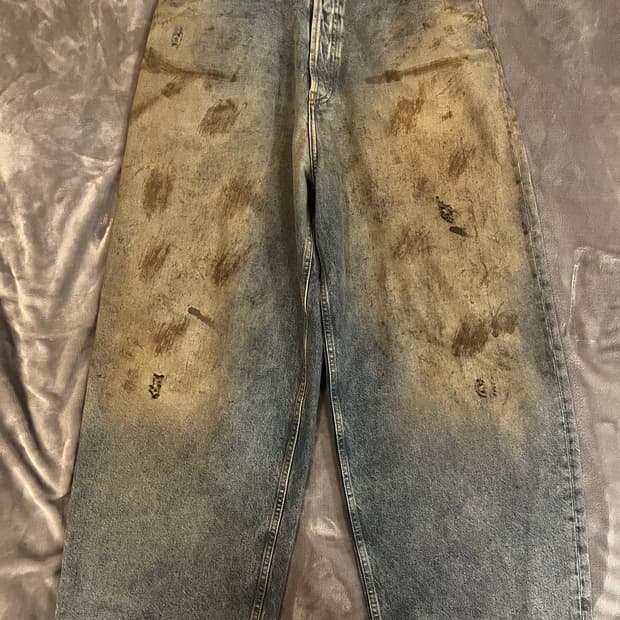 아크네 스튜디오 더티 워싱 베기핏 데님 팬츠