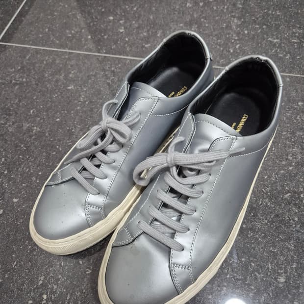 (사이즈 39)커먼 프로젝트 아킬레스 로우 실버 판매합니다