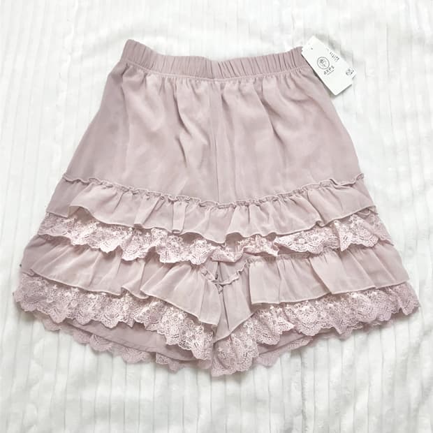 엑시즈팜 레이스 프릴 스커트팬츠
