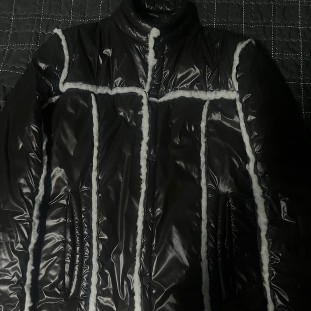 메종 마르지엘라 아카이브 시어링 패딩