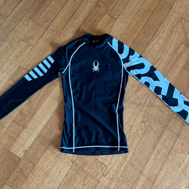 스파이더 기능성 긴팔 M