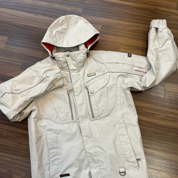 데상트 골든스테이지아 타이탄 써모다운 자켓 L