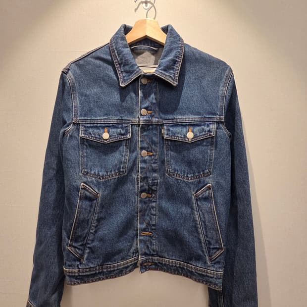 AMI 데님자켓