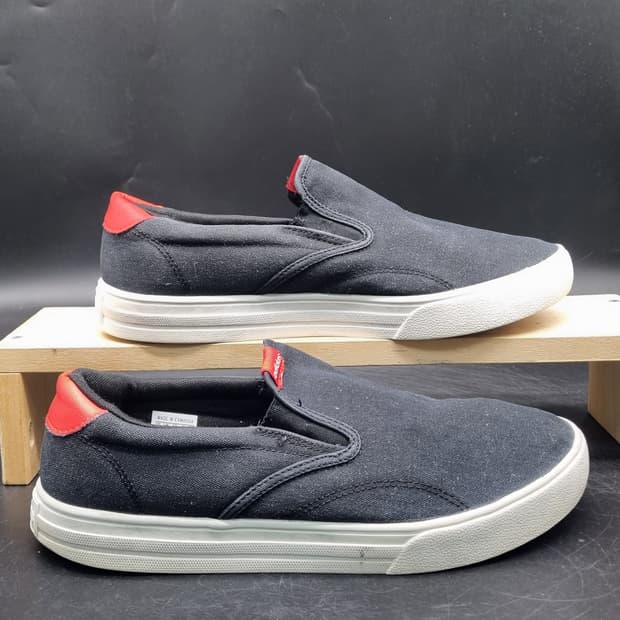 아디다스 네오 vs 남성슬립온275