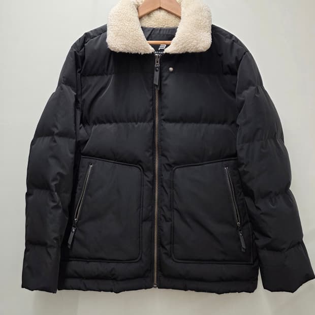 빈폴스포츠 구스다운 패딩점퍼.
싸이즈 100  남자
