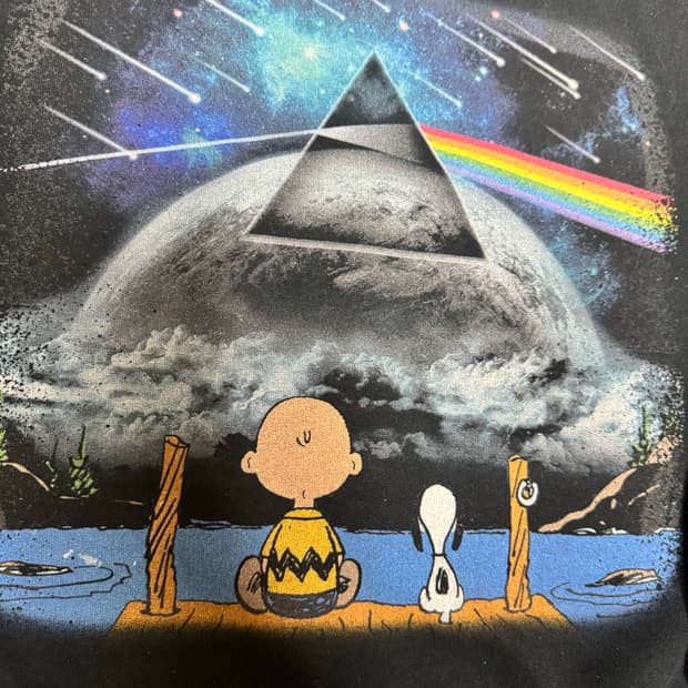 빈티지 스웻셔츠 핑크플로이드 x 스누피