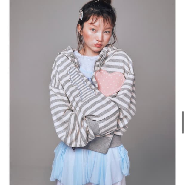 유희 후드집업