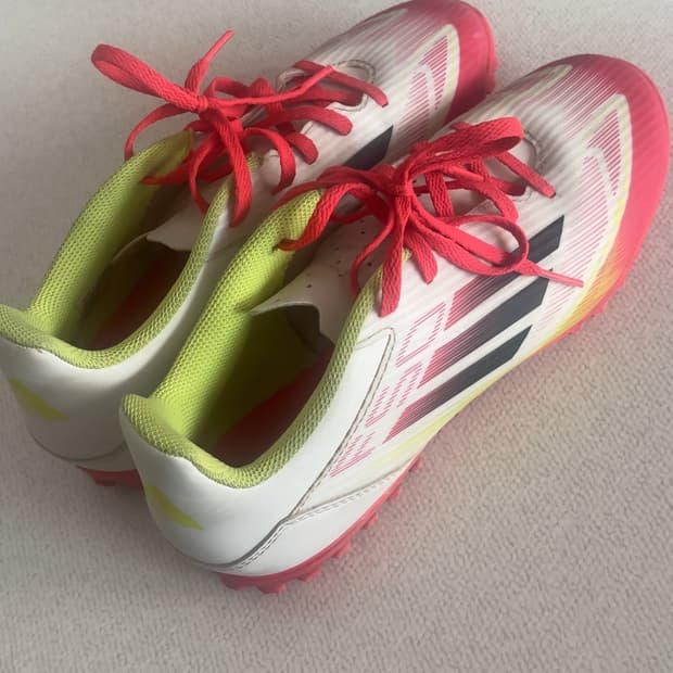 아디다스 F50 풋살화