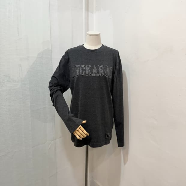 버카루 로고 긴팔티셔츠 4254