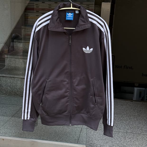 아디다스 희귀 트랙탑 차콜브라운