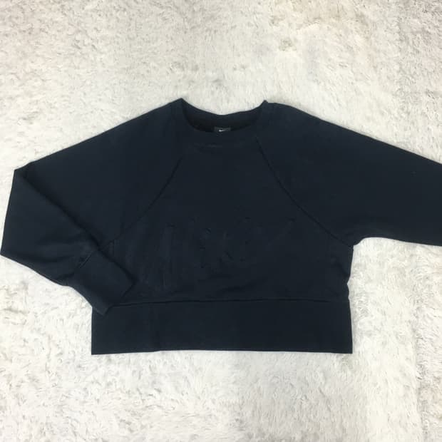 나이키 여성 음각 크롭 후드티  BB27