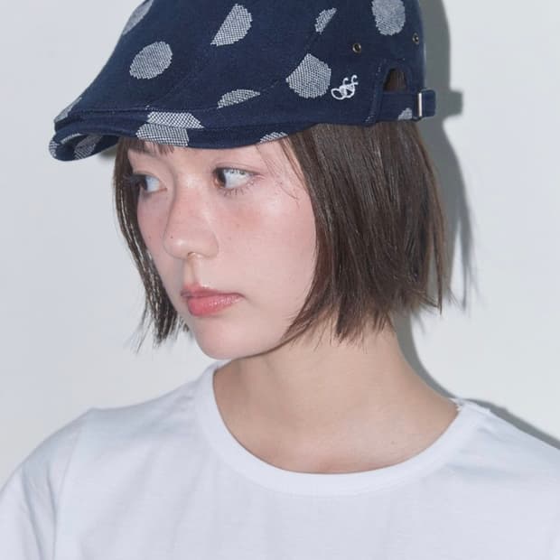 팬시클럽 네이비 도트 헌팅캡