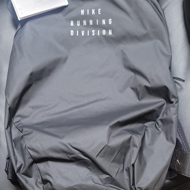 나이키 러닝 디비젼 백팩 15L 새제품