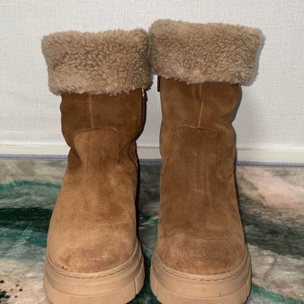 타미힐피거 로미 스웨이드 부츠