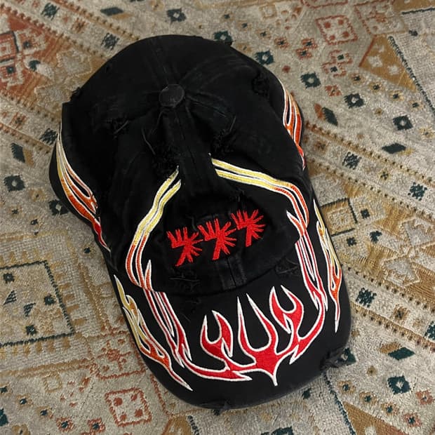 777 Fragile cap 볼캡 모자 블랙  #csz2130