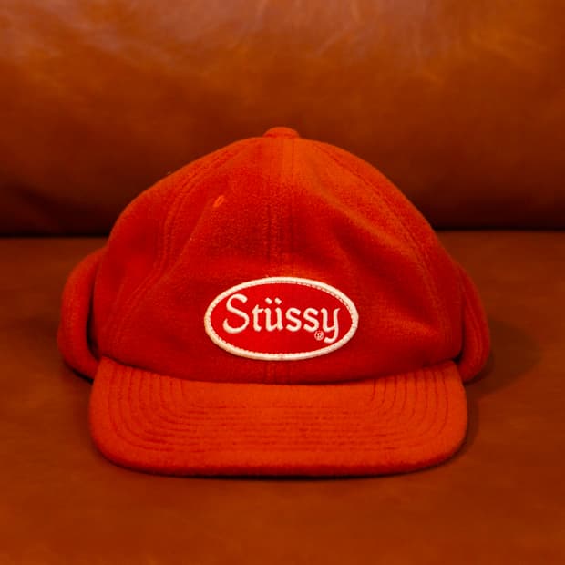 스투시 이어 플립 플리스 캡 오렌지