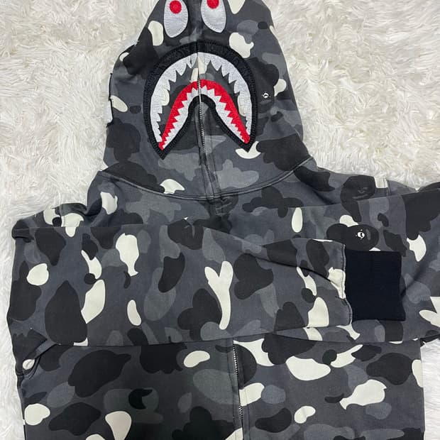 베이프 흑계 카모 후드집업