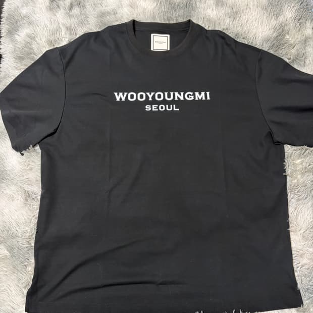 (새상품급)  우영미 서울 반팔티