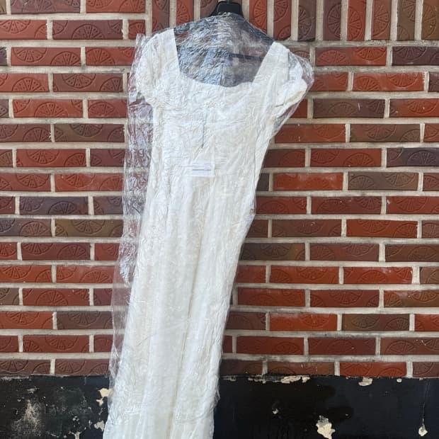 쎄무아듀 화이트 레이스 원피스