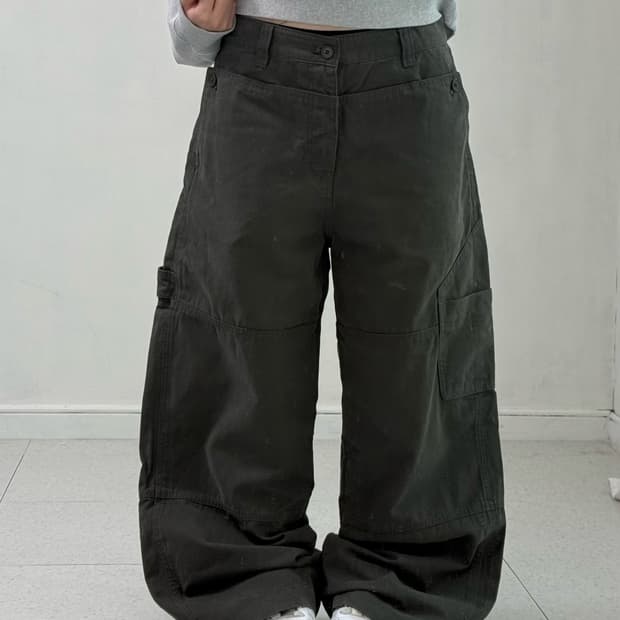 빈티지 레이어드 차콜 카펜터