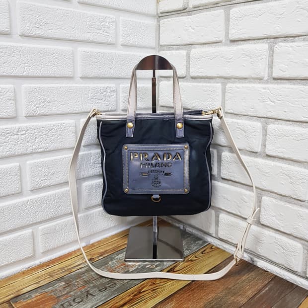 [정품] 프라다 빅로고 나일론 2way백