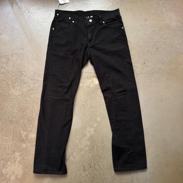 [36] 리바이스 엔지니어드 진