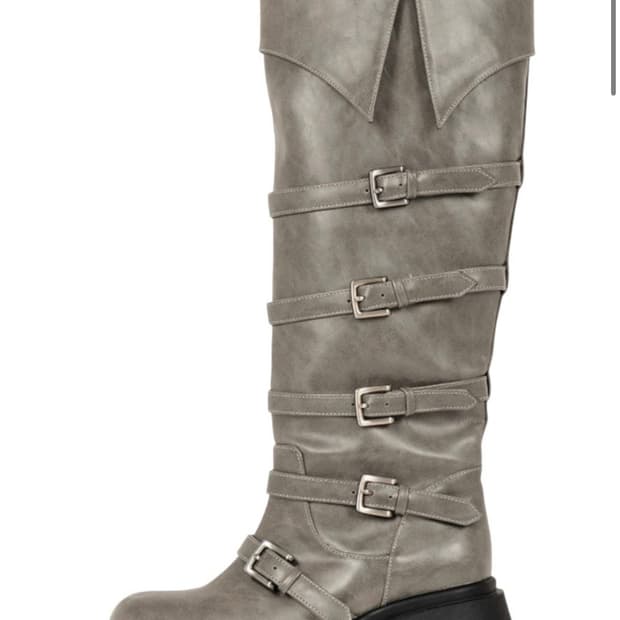 시너진 WESTERN BUCKLE BOOTS BEIGE