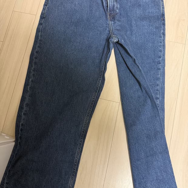 (새상품)유니클로jw앤더슨 청바지