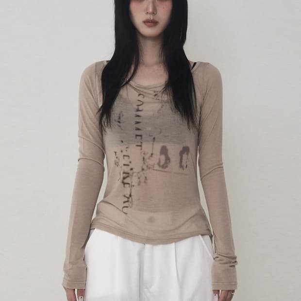 에트오소메 레터링 로고 보트넥 시스루 티 베이지