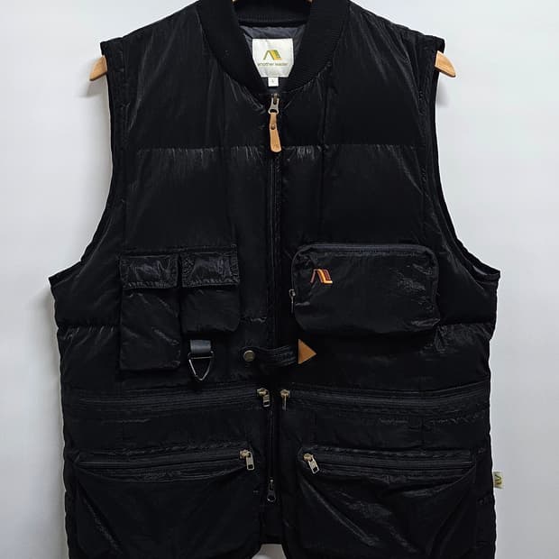 어나더리더 피싱 덕다운 패딩조끼 L