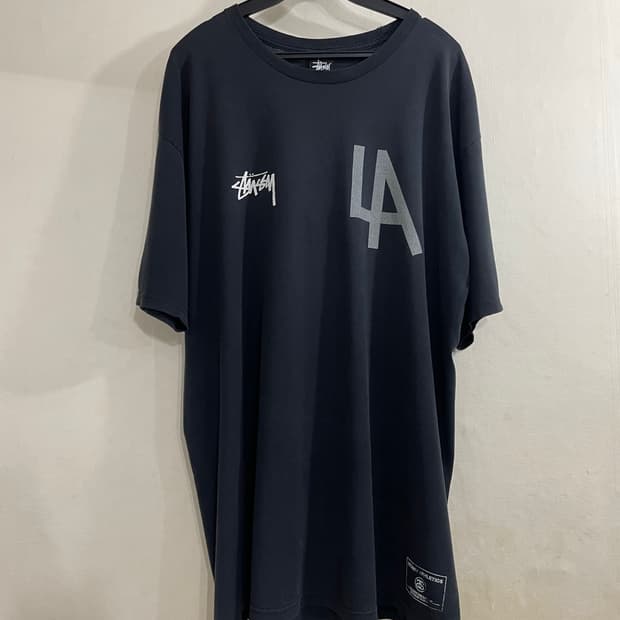 스투시 LA 애슬레틱스 80 페이드 티셔츠