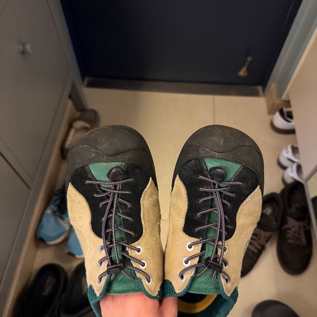 keen jasper rocks taos taupe